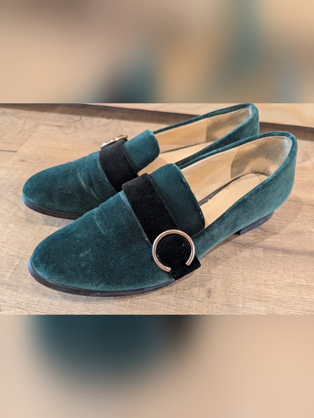 Nine West Green Velvet Loafer Flats Women's Shoes - Picture 3 of 7